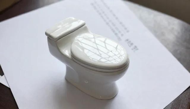 花盆保养中的陶瓷马桶性能表现问题